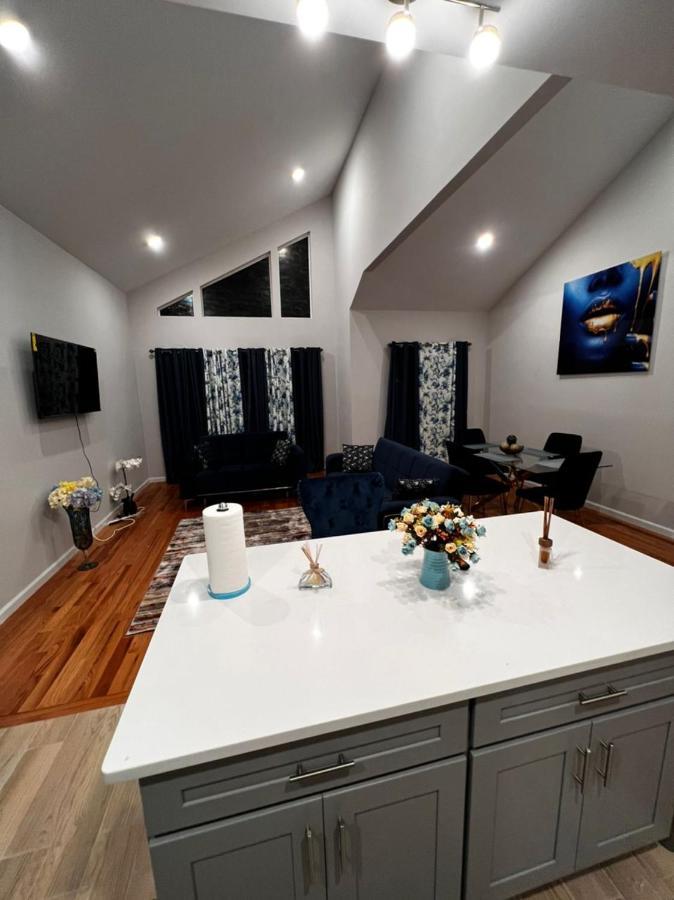 Springview Homes 12Mins From Ewr & 3 Mins From University Hospital นูวาร์ก ภายนอก รูปภาพ